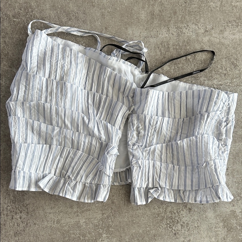 Forever 21 White and Blue Striped Halter Crop Top - Picture 5 of 6